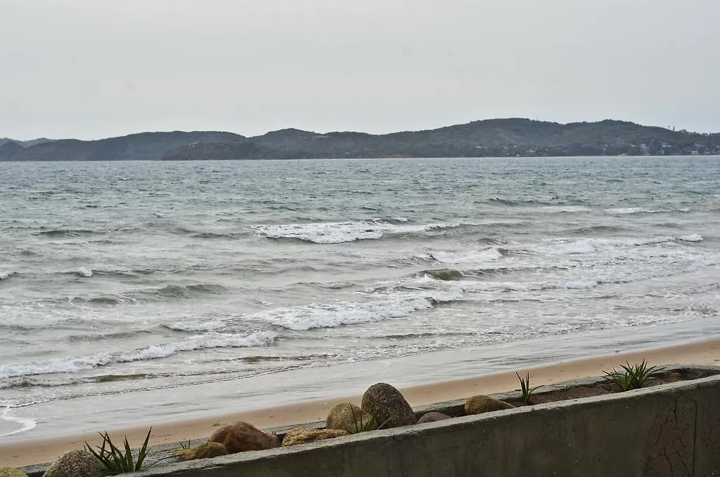 ゲストハウス Pousada Praia Rasa Búzios